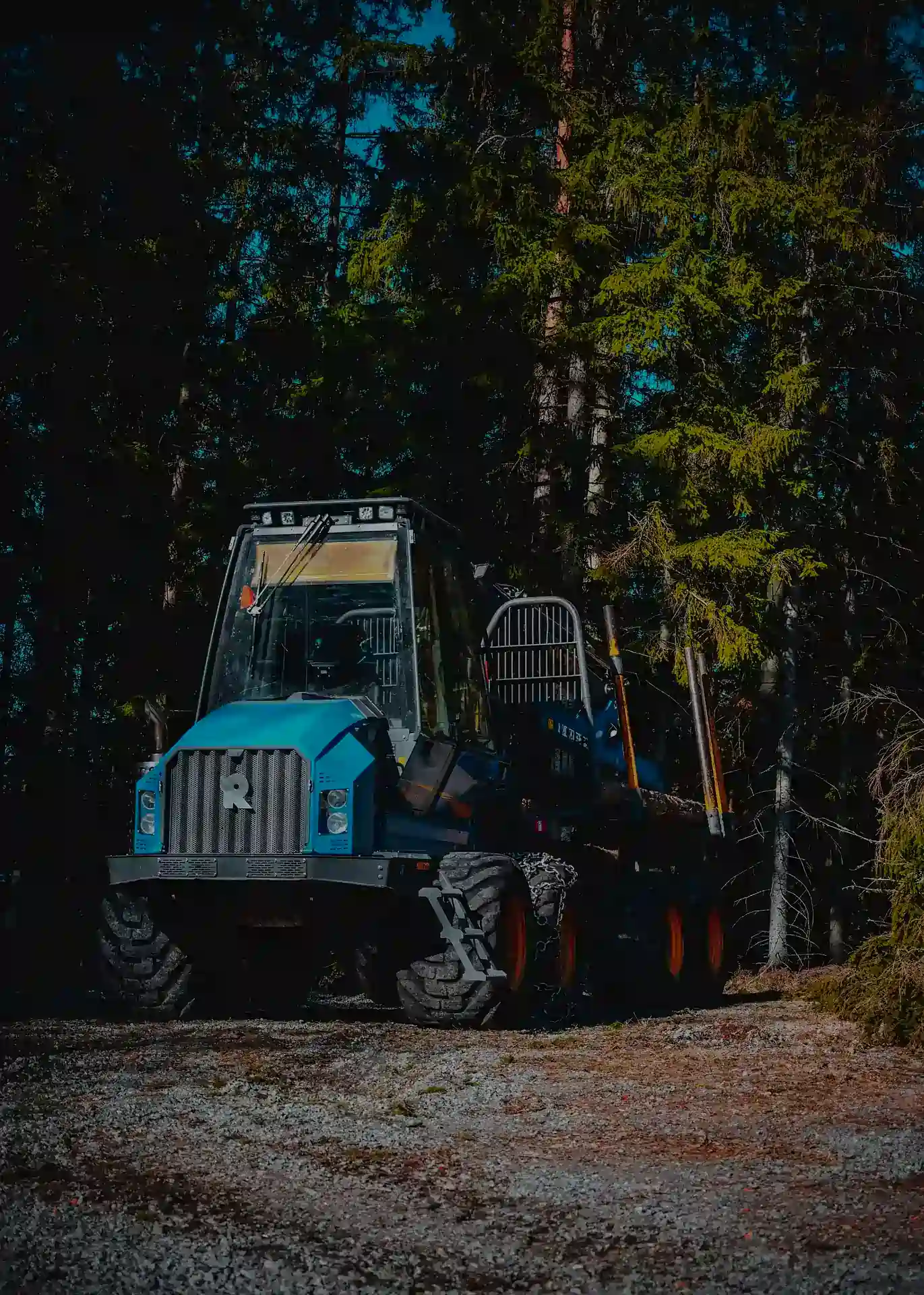 tractor img